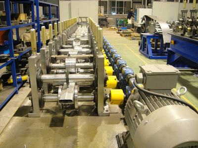 冷弯成型设备价格、厂家与图片解析——以泗阳联诺机械为例